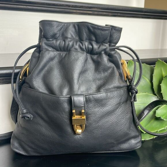 Italian Leather bucket bag crossbody shoulder handbag drawstring black gold - Picture 2 of 13